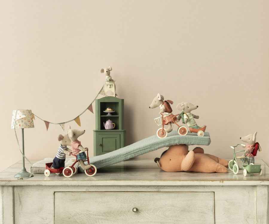 Maileg Coral Mouse Tricycle Trailer