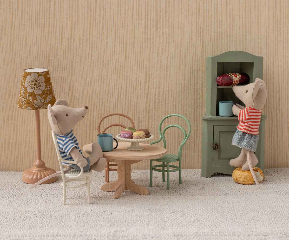 Maileg | Oval Dining Table Mouse Natural