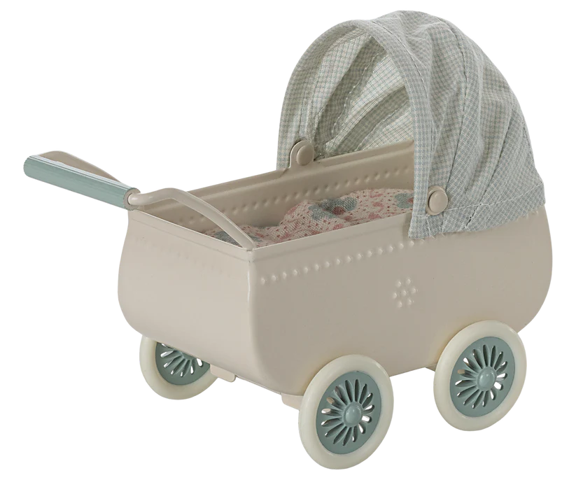 Maileg | Kinderwagen Met Babymuis - Mint