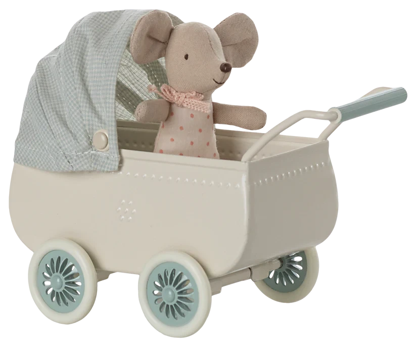 Maileg | Kinderwagen Met Babymuis - Mint