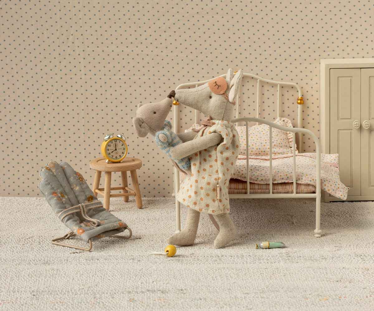 Maileg | Babysitter My Blue