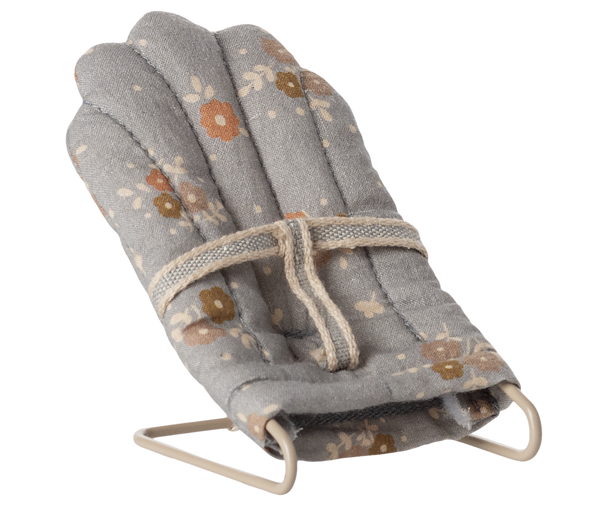 Maileg | Babysitter My Blauw