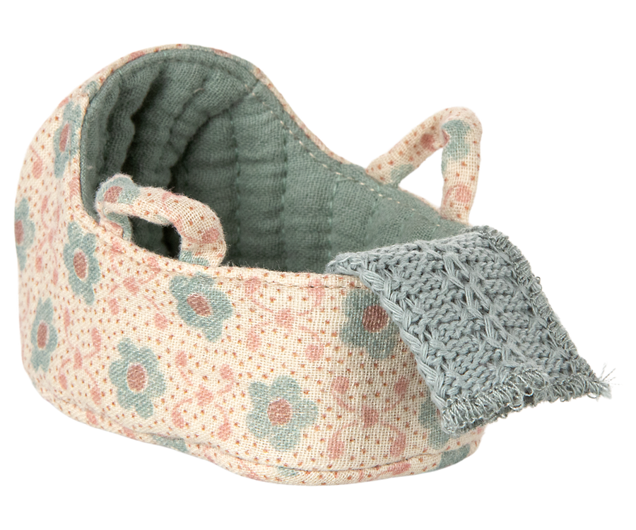 Maileg | Draagmand Baby Muis Blue