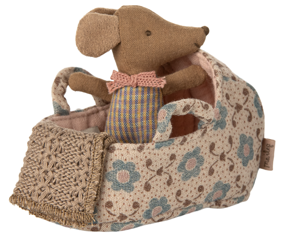 Maileg | Baby Mouse Carry Basket Rose
