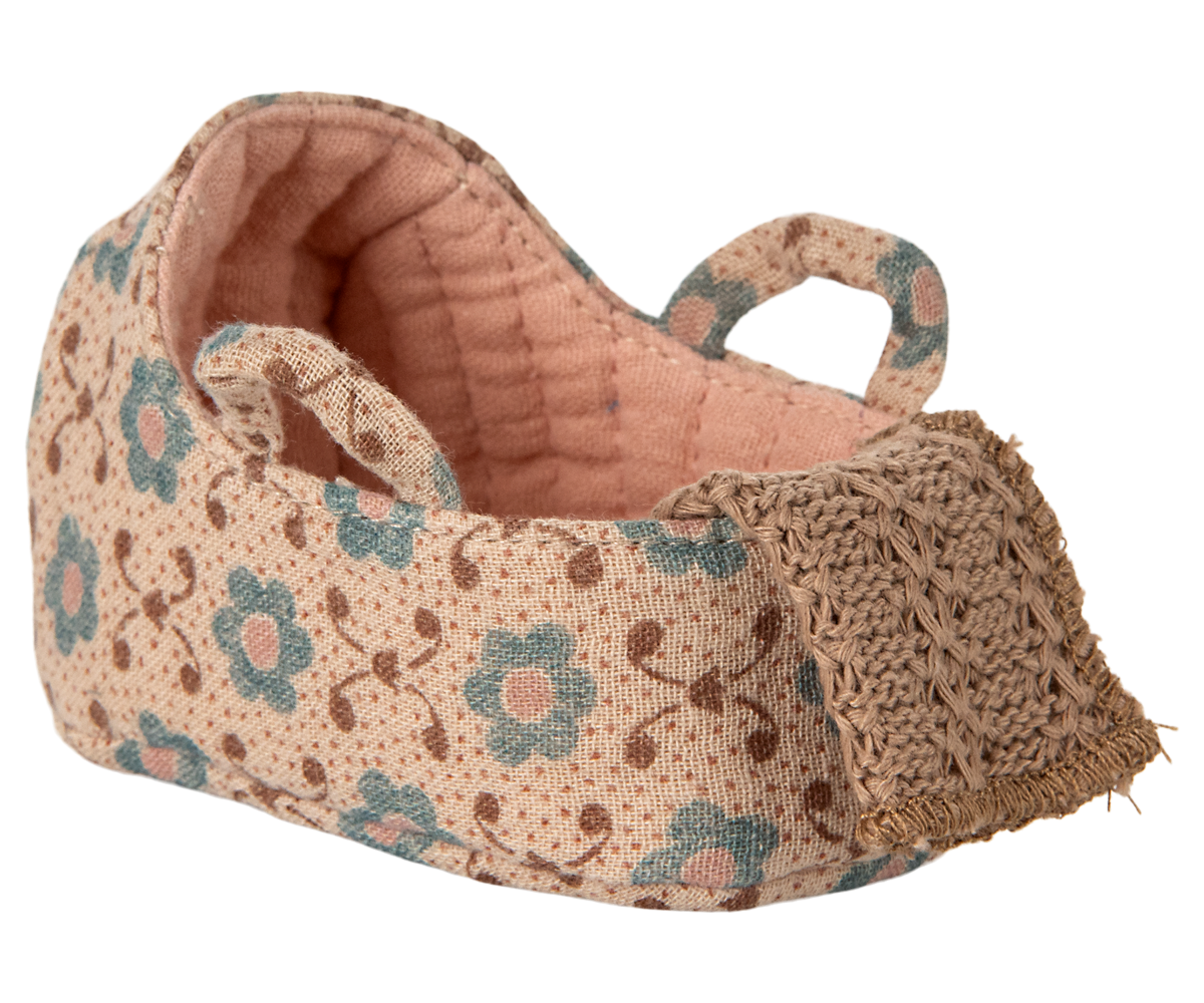 Maileg | Baby Mouse Carry Basket Rose
