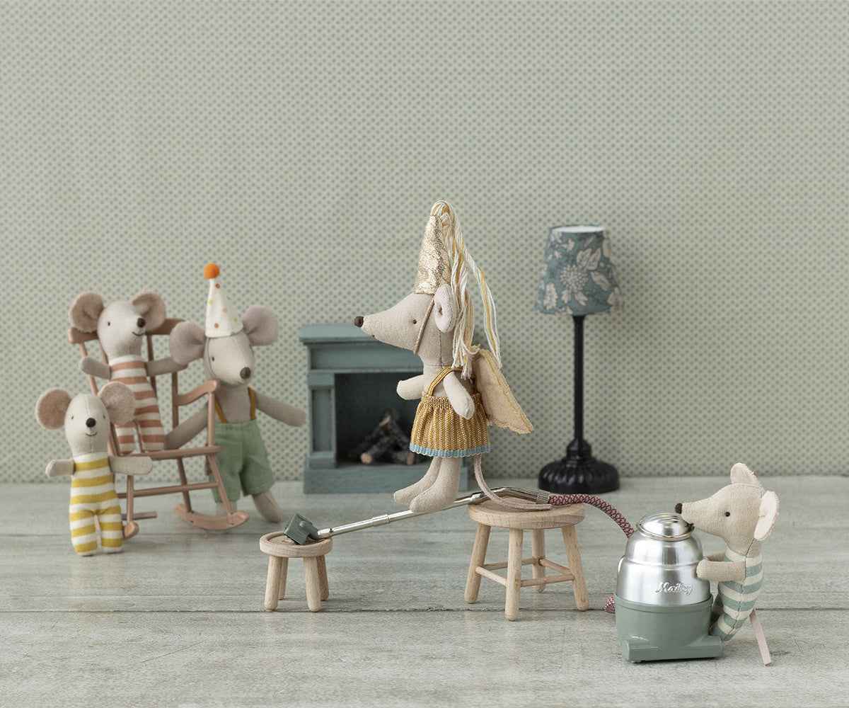 Maileg | Triplet Baby Mice in Matchbox