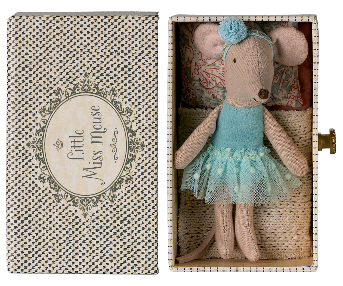 Maileg | Dancing Mouse on the Daybed, Little Sister