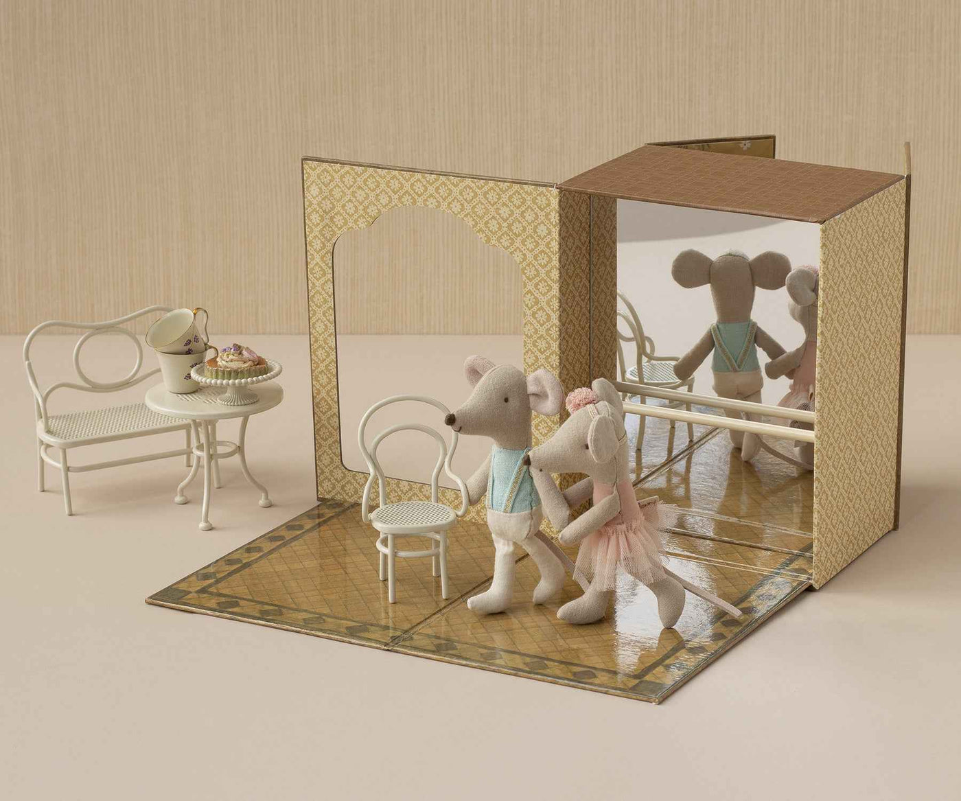 Maileg | Little Ballet Mice In the Dance Studio Little Sister And Brother