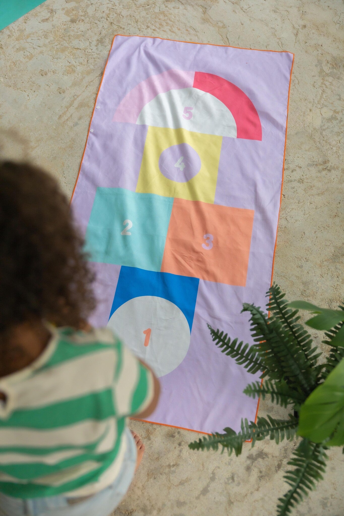 Quut | Speelhanddoek M - Hopscotch
