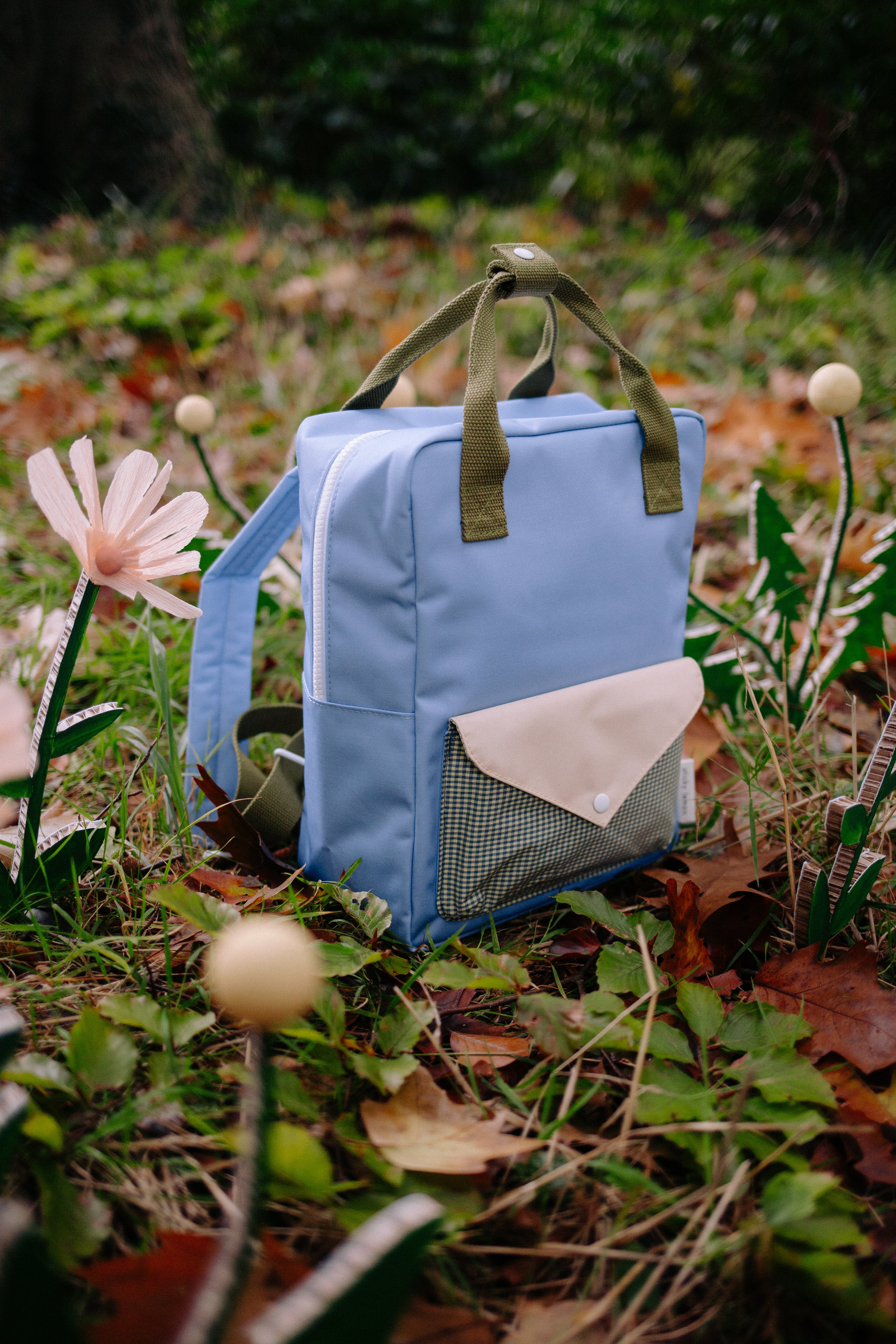 Sticky Lemon | backpack medium lemon tree envelope cloud blue