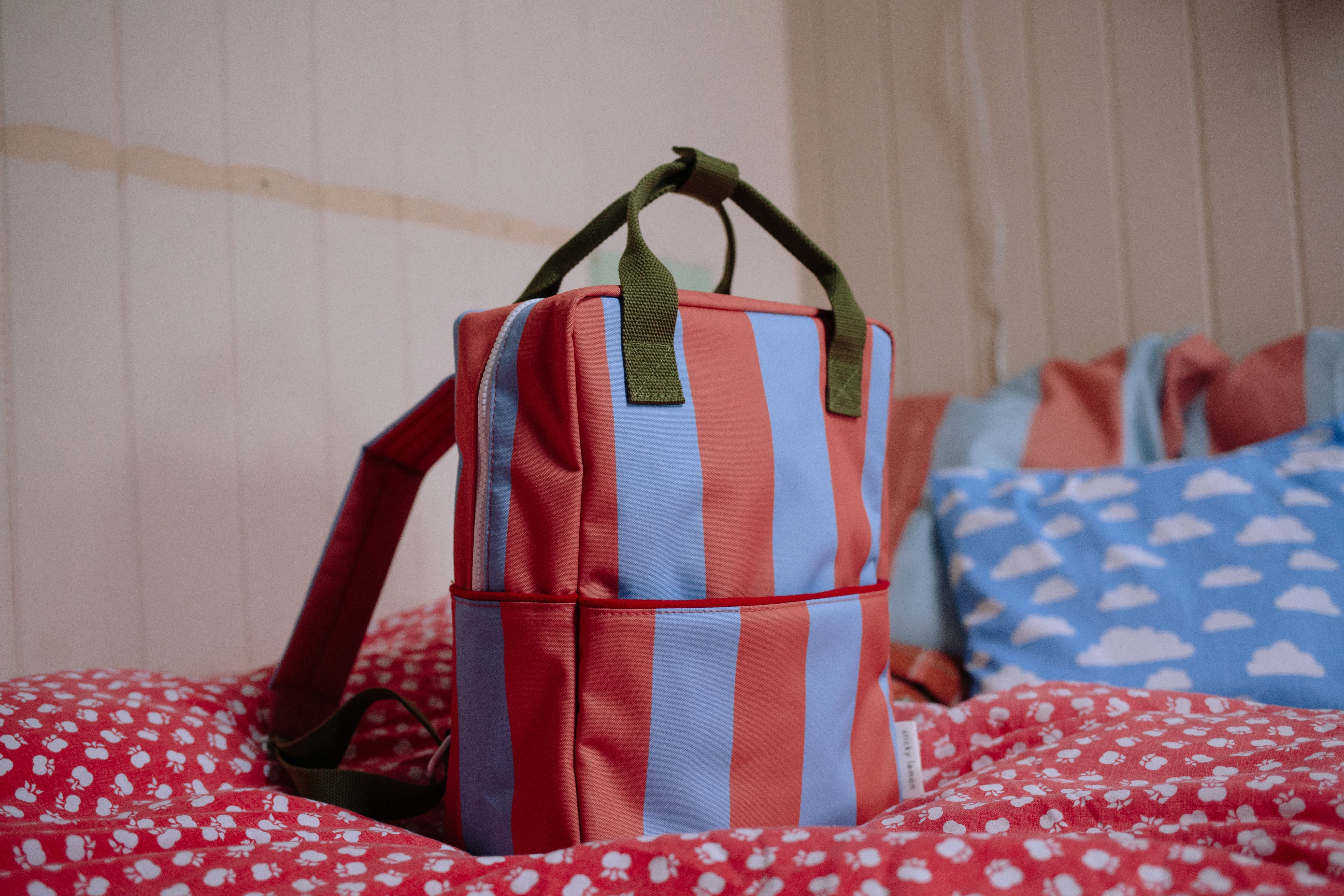 Sticky Lemon | backpack medium lemon tree stripes cloud blue + maple whirl