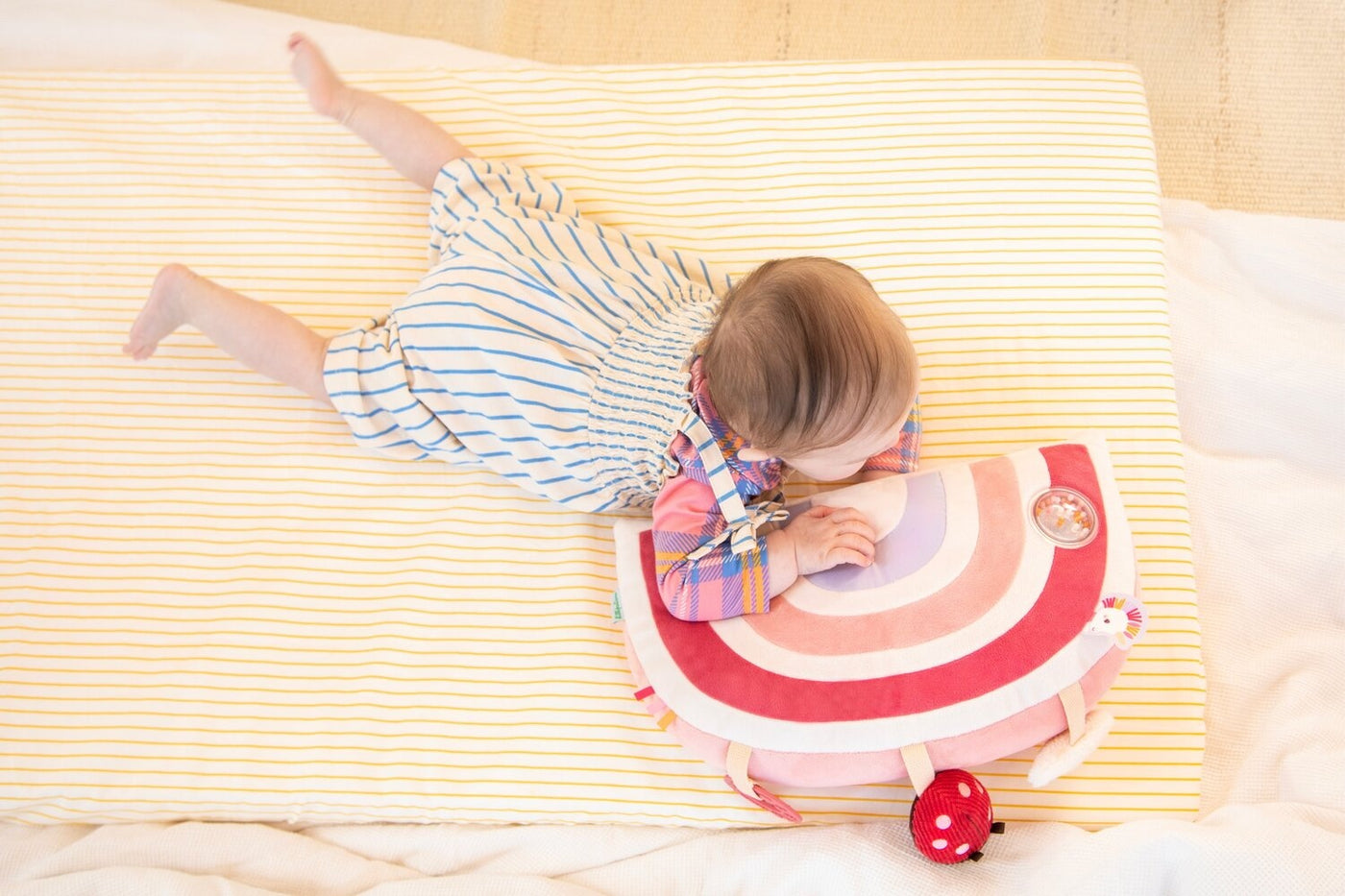 Lilliputiens | Lena Activiteitenkussen