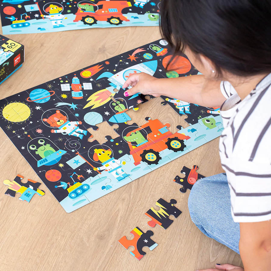 APLI | Space Glow In The Dark Puzzle + Poster, 60 Pieces