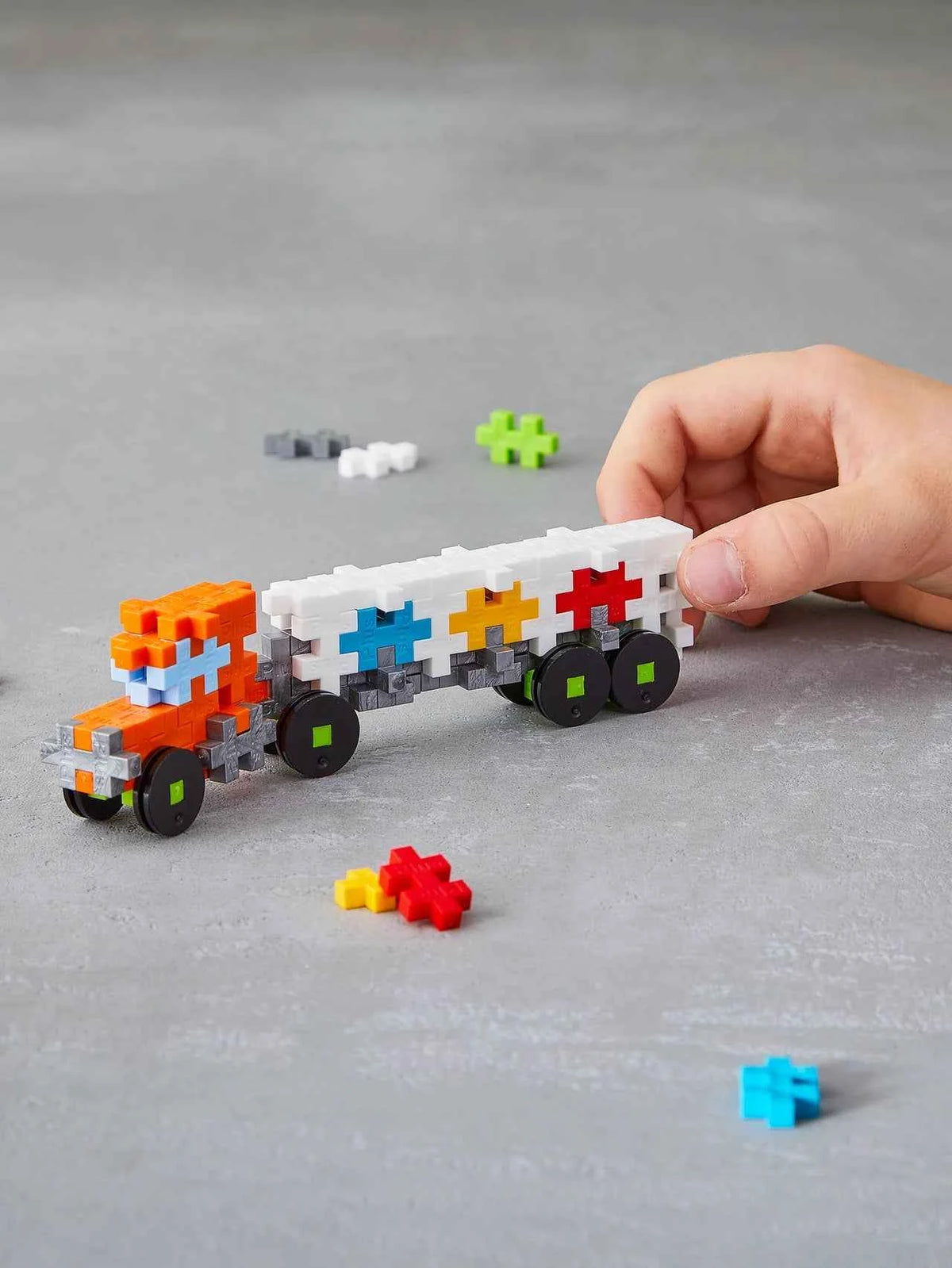 Plus-Plus | Educational Building Brick Truck 100 Pieces