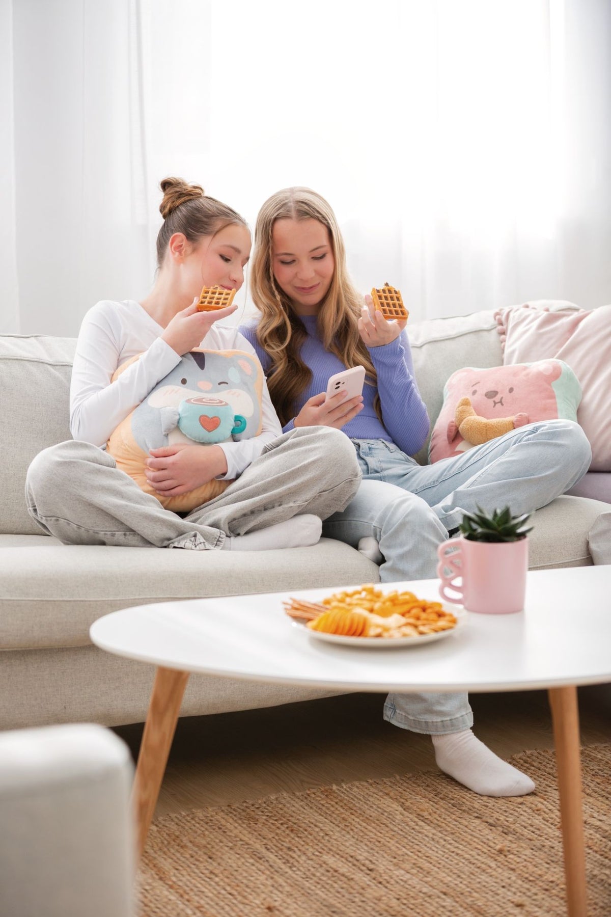 Nici | mymochi knuffel beer nomo met croissant
