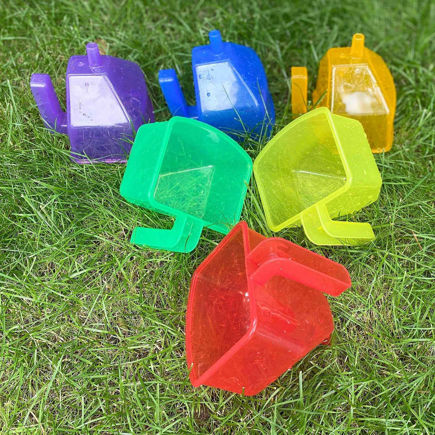 Tickit | Translucent color funnels