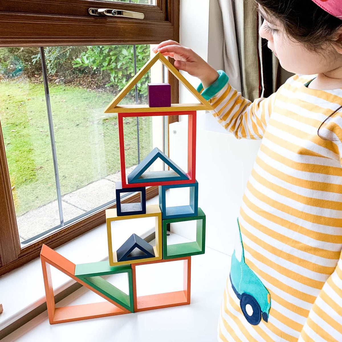 Tickit | regenboog houten architect driehoeken