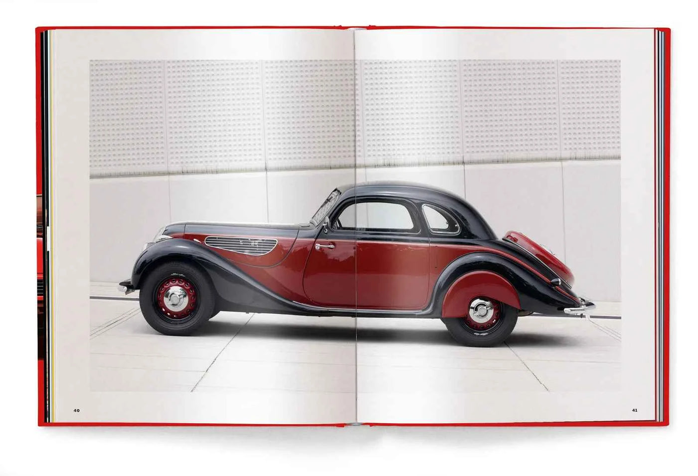 New Mags | Boek  BMW Milestones