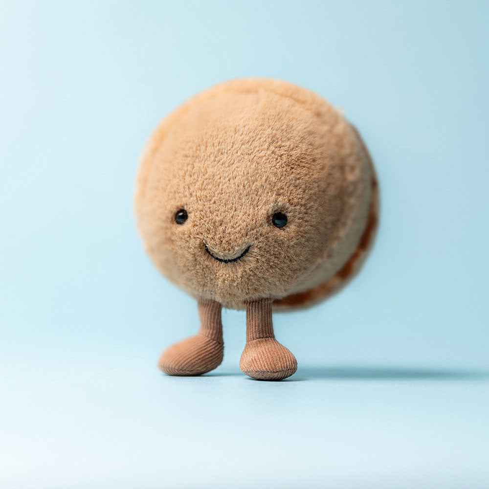 Jellycat | Pluche Knuffel Amuseables Mona Macaron Chocolate 12cm