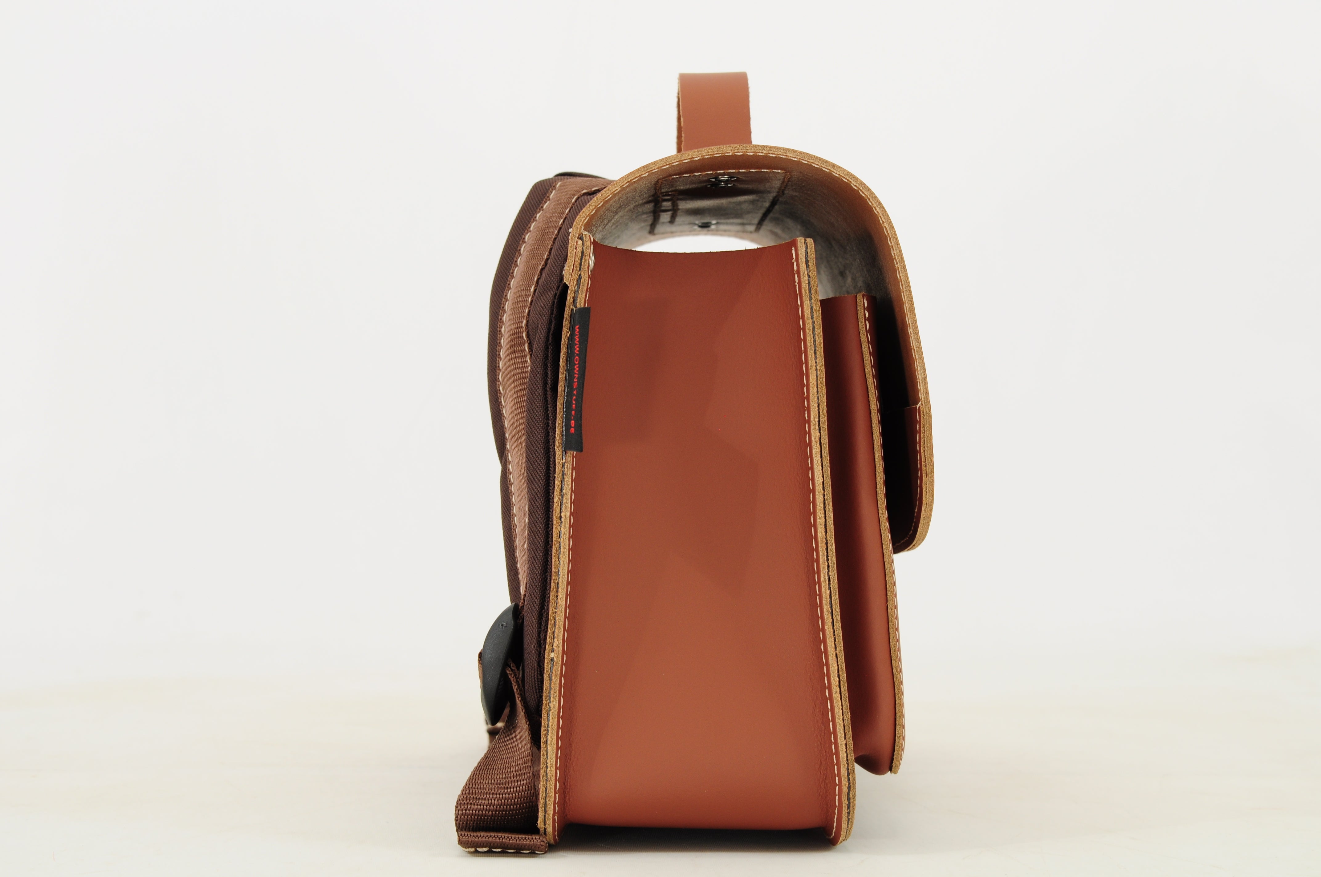 Own Stuff | lederen kleuterboekentas teddy chestnut