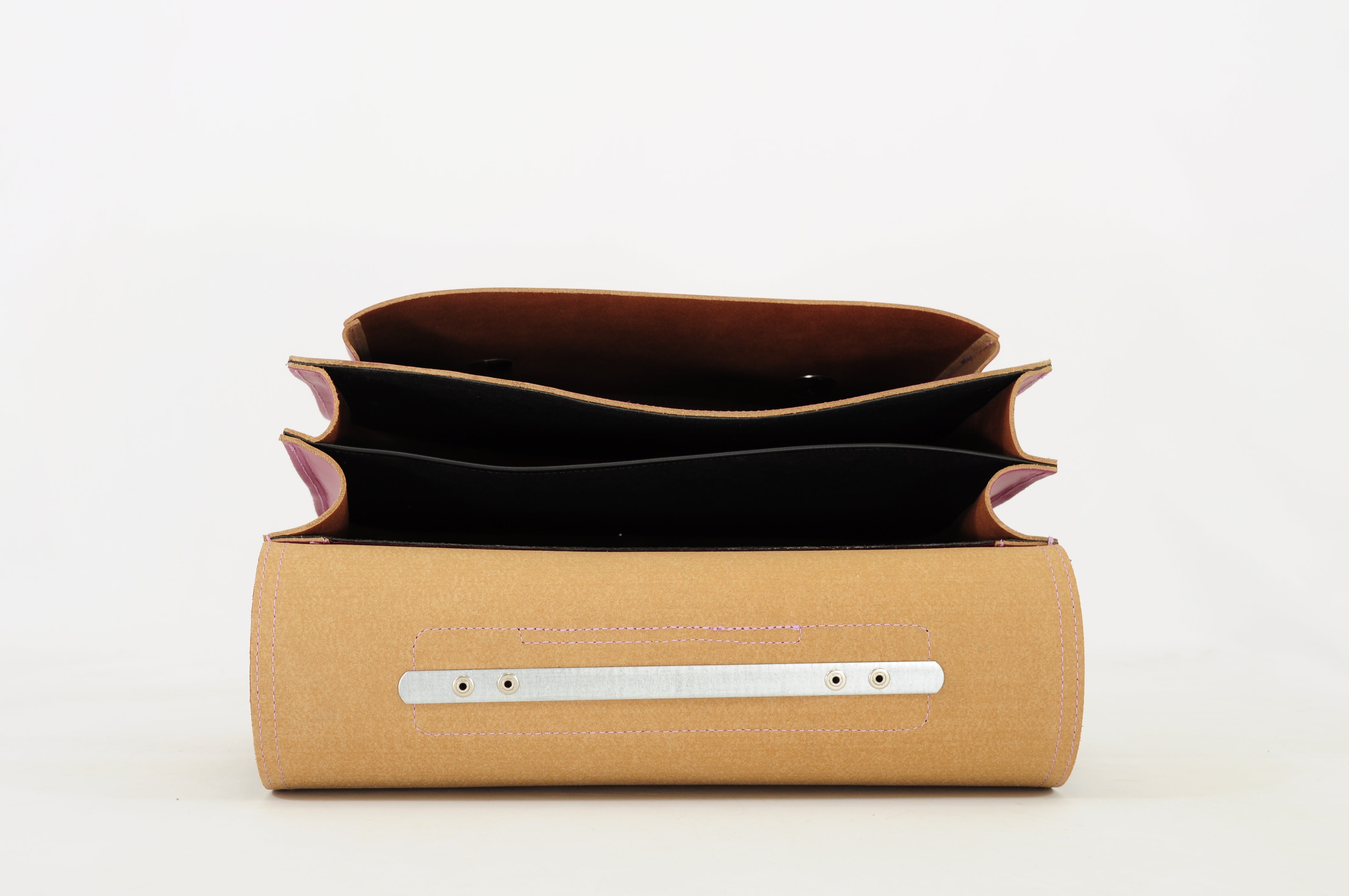 Own Stuff | lederen boekentas classic beach plum