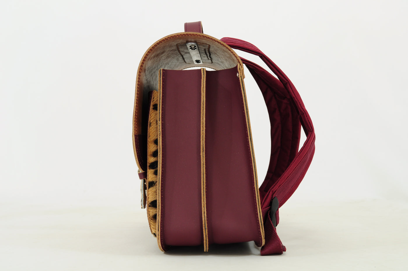 Own Stuff | lederen boekentas classic leo aubergine