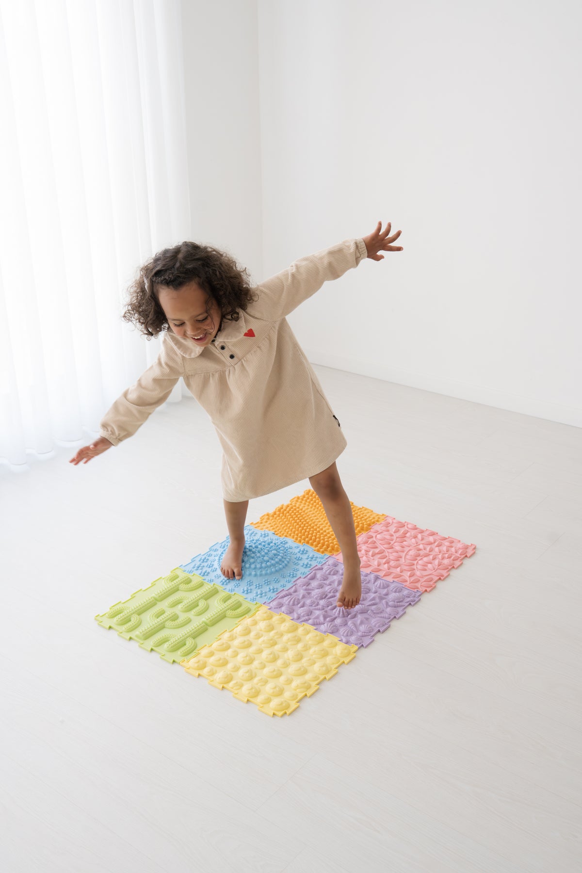 Sense2Play Puzzelmat Sensorisch Pastels +0m 6-tegels - foto 3