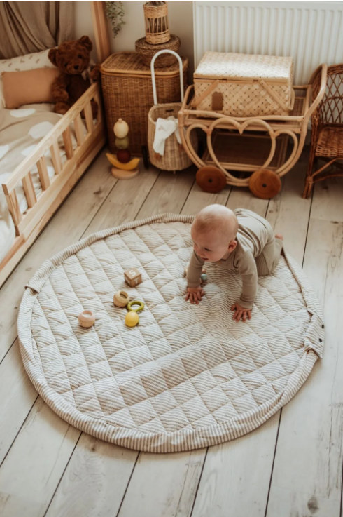 Play & go| organic babyspeelkleed & reistas - stripes blue