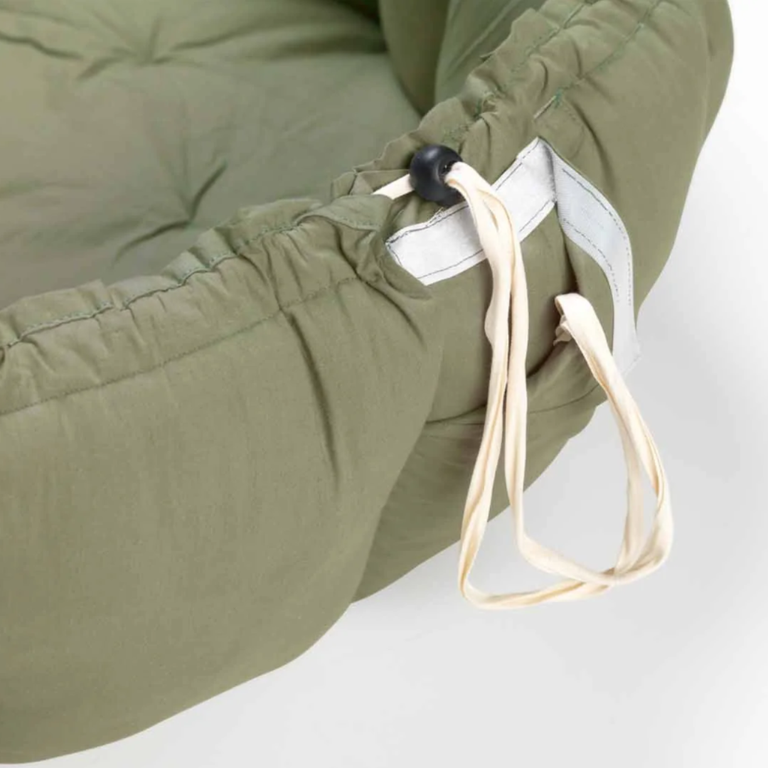 Play & Go | Organic babyspeelkleed & cocon - meadow green