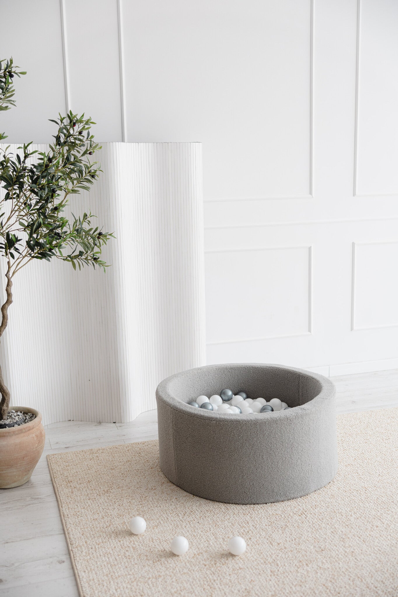 Moje | Ballenbad Bouclé - Grey 90x40 cm + Ballen