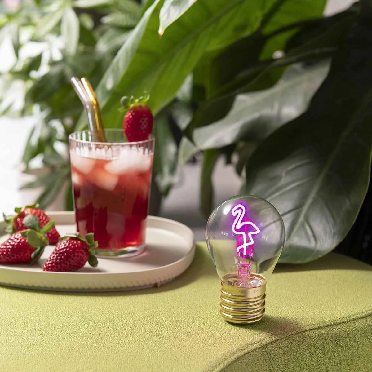 Legami | Flamingo Table Lamp Incandescent Bulb