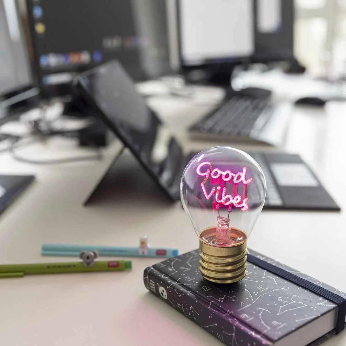 Legami | Good Vibes Table Lamp Incandescent Bulb