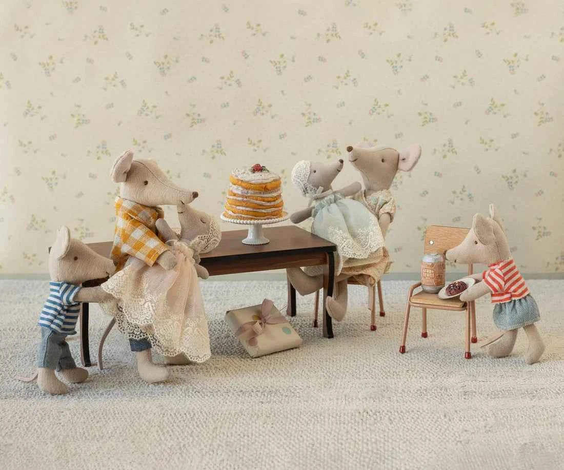 Maileg | Party Cake And Cake Stand mouse Off white