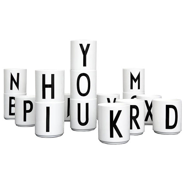 Design Letters - melamine beker A-Z - AJ Vintage ABC - Arne Jacobsen
