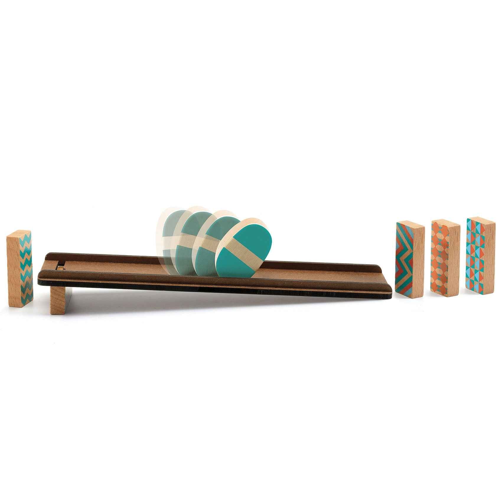 Djeco Zig & Go Chain Reaction Domino Game 7 pieces