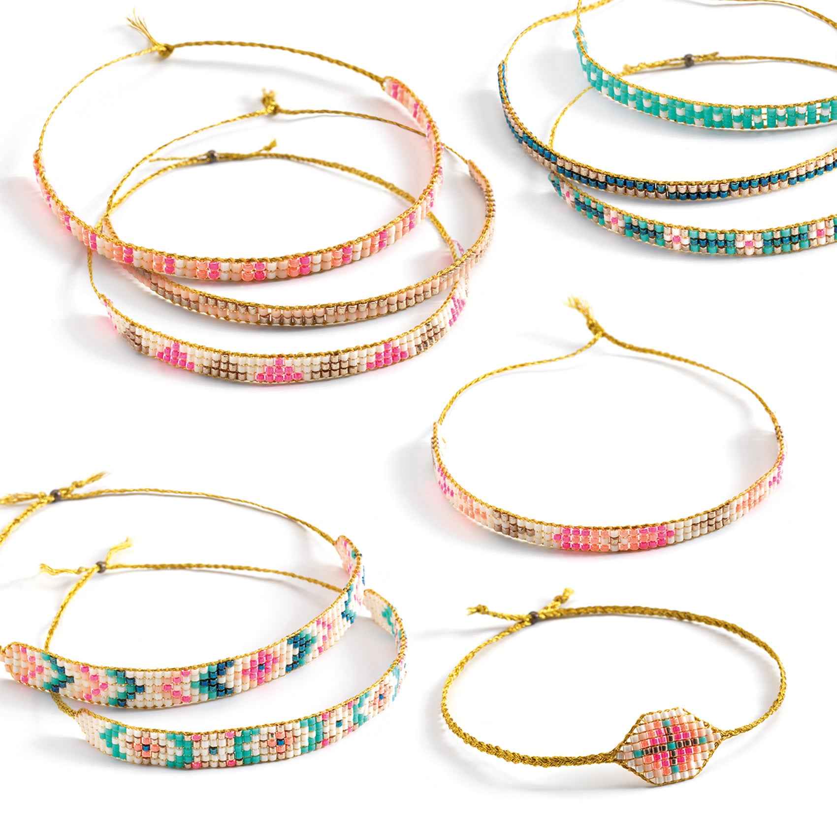 Djeco bracelet making