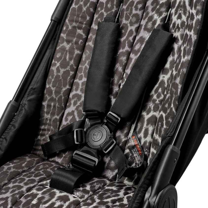 Elodie | Reversible Buggy Insert Cushion Le Leopard