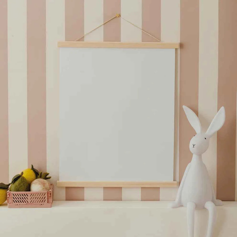 Les Petites Dates | Pine Wood Poster Frame