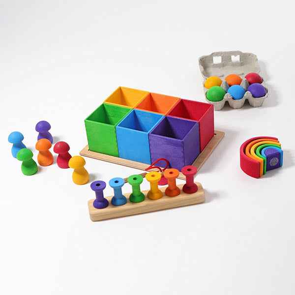 Grimm's 6 rainbow-colored sorting trays