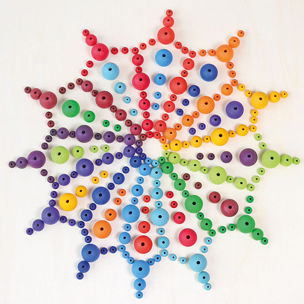 Grimm's | 60 houten kralen regenboog