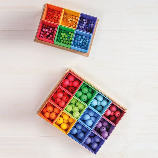 Grimm's | 96 grote houten kralen regenboog