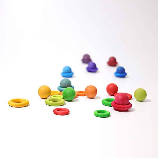 Grimm's rainbow rings