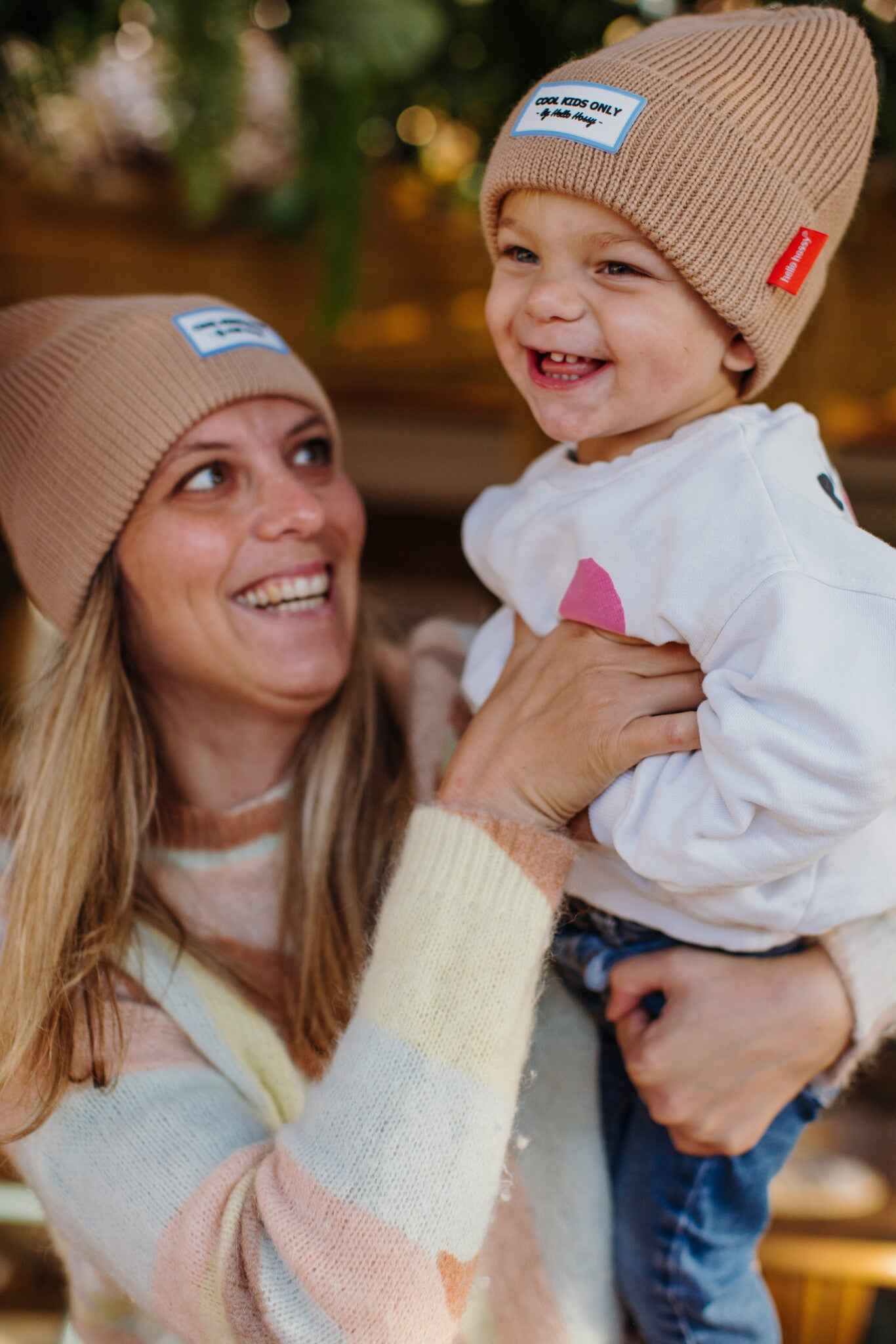 Hello Hossy Beanie Pop Champagne Mum