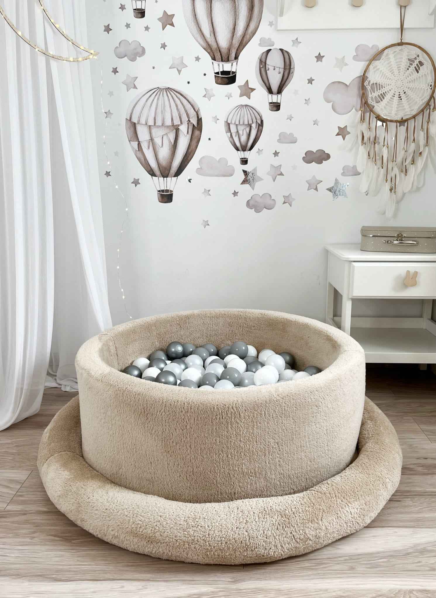 Moje | Ballenbad Teddy - Beige 90x30 + Ballen