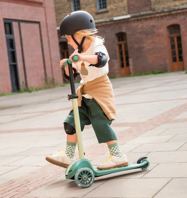 Scoot and Ride | Highwaykick 3S Forest