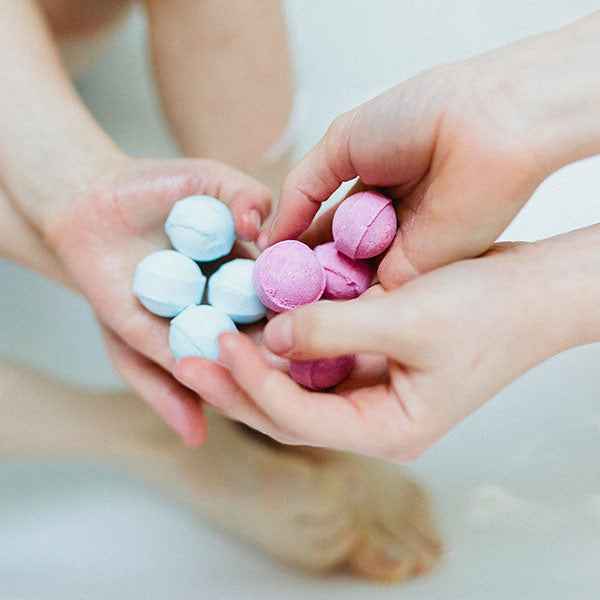 Isabelle Laurier | 5 Dark Pink Bath Fizz Marbles - Berry Love