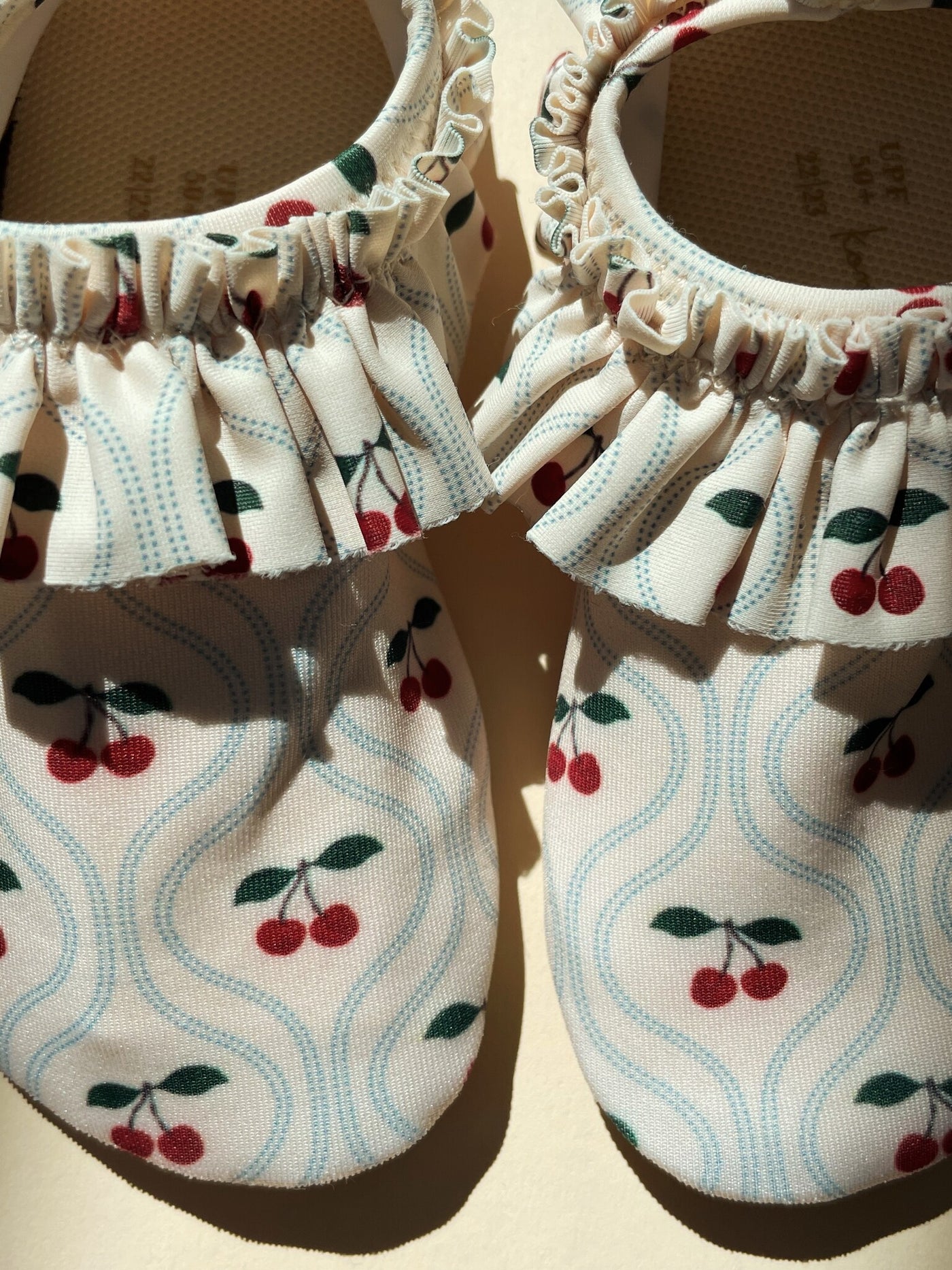 Konges Slojd Manuca Zwemschoenen Cherry