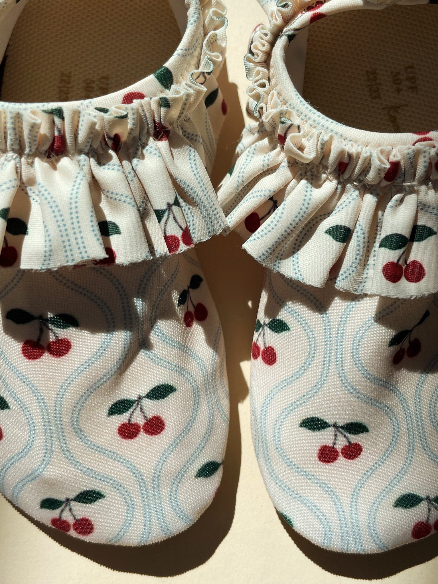Konges Slojd Manuca Zwemschoenen Cherry