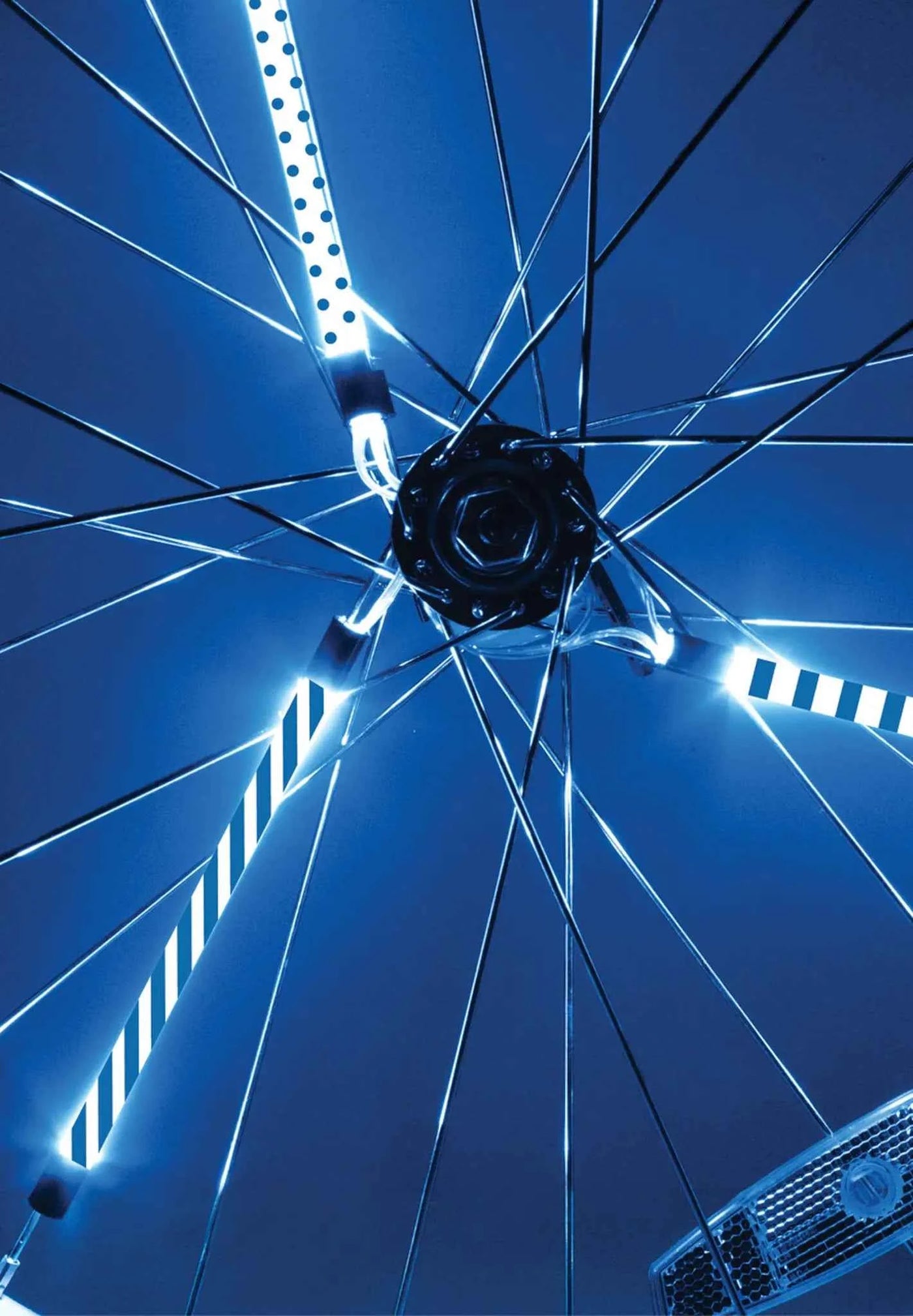 Brightz | Spin Brightz Spoke Tube Lighting Pattern