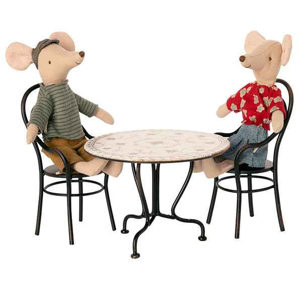 Maileg Vintage table and chairs
